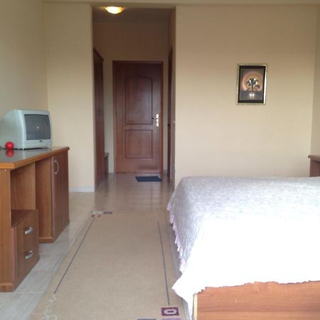 Akropoli Hotel Kryemedhej Bilik gambar