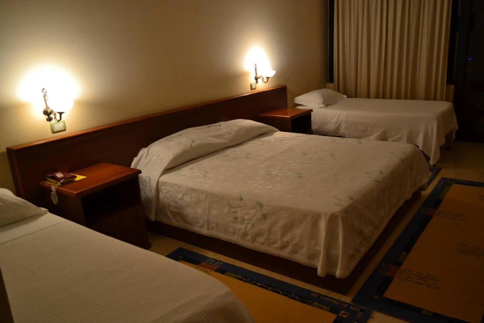 Akropoli Hotel Kryemedhej Bilik gambar