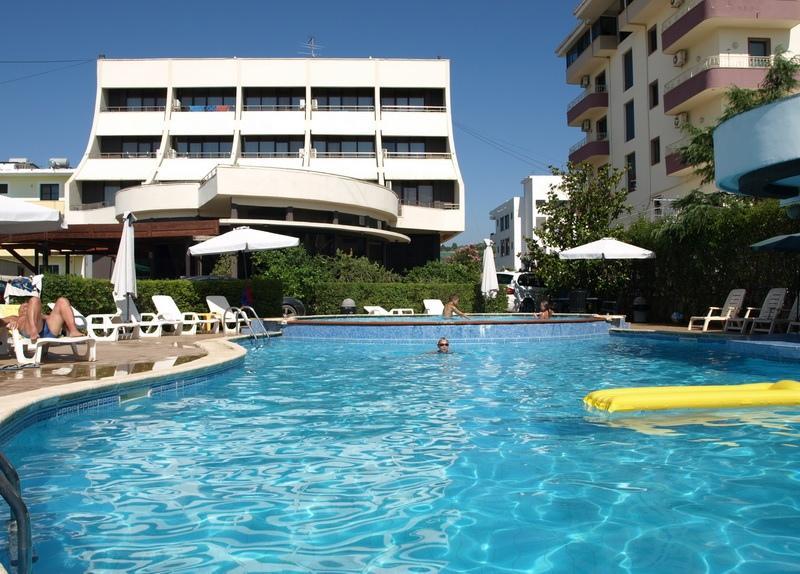 Akropoli Hotel Kryemedhej Luaran gambar